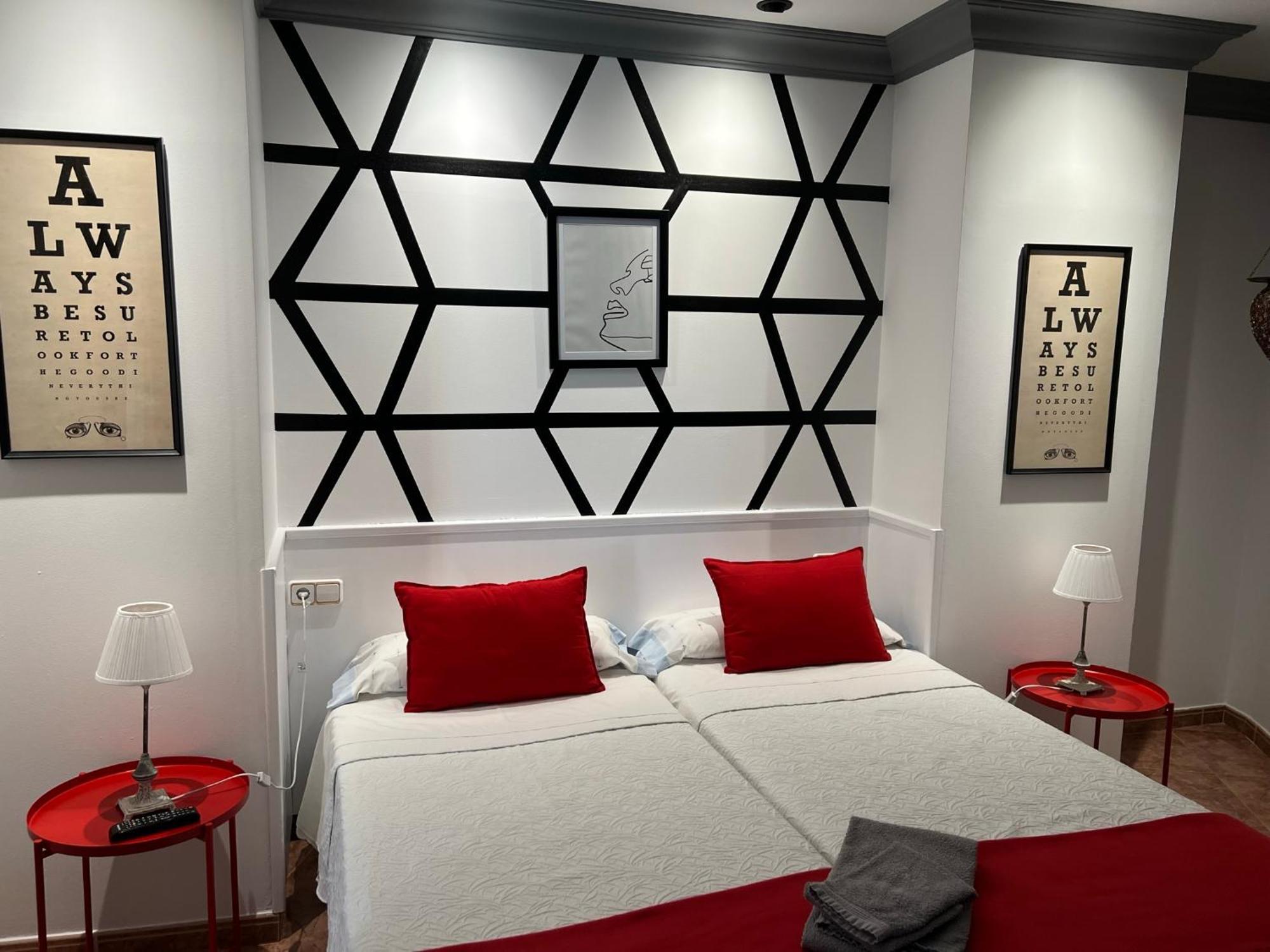 Apartamentos Los Angeles Alcañiz 외부 사진